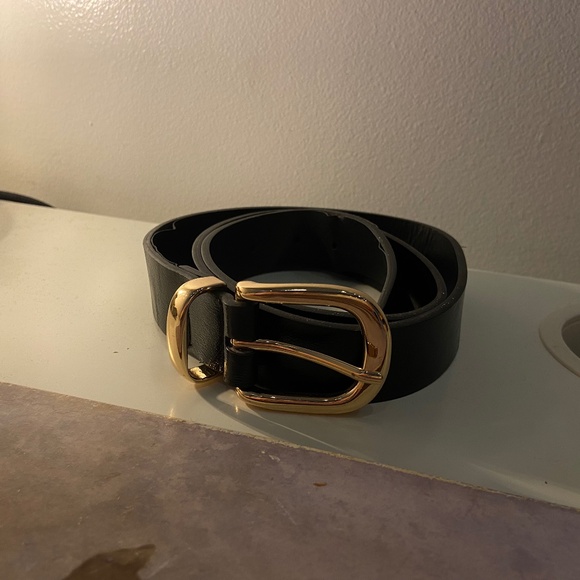 Black Leather Belt - Picture 1 of 2